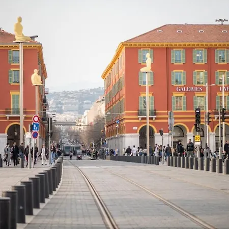 Ideal A - Gare Et A Pied Apartment *